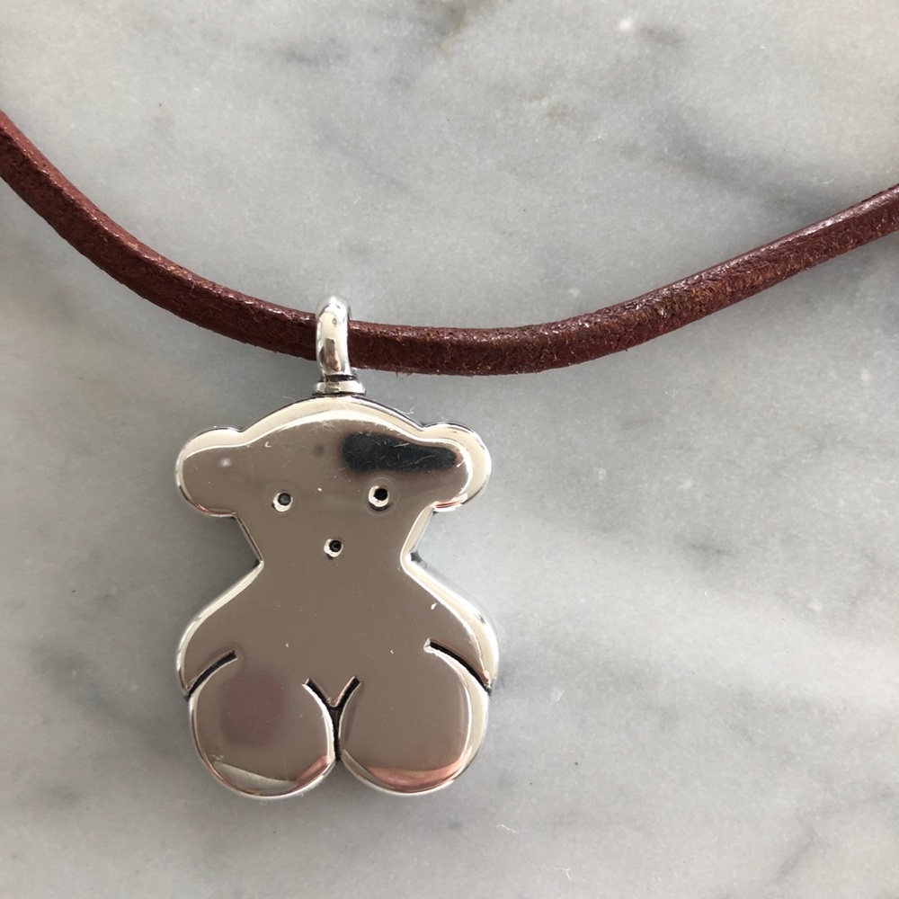 Tous bear pendant with brown leather strap